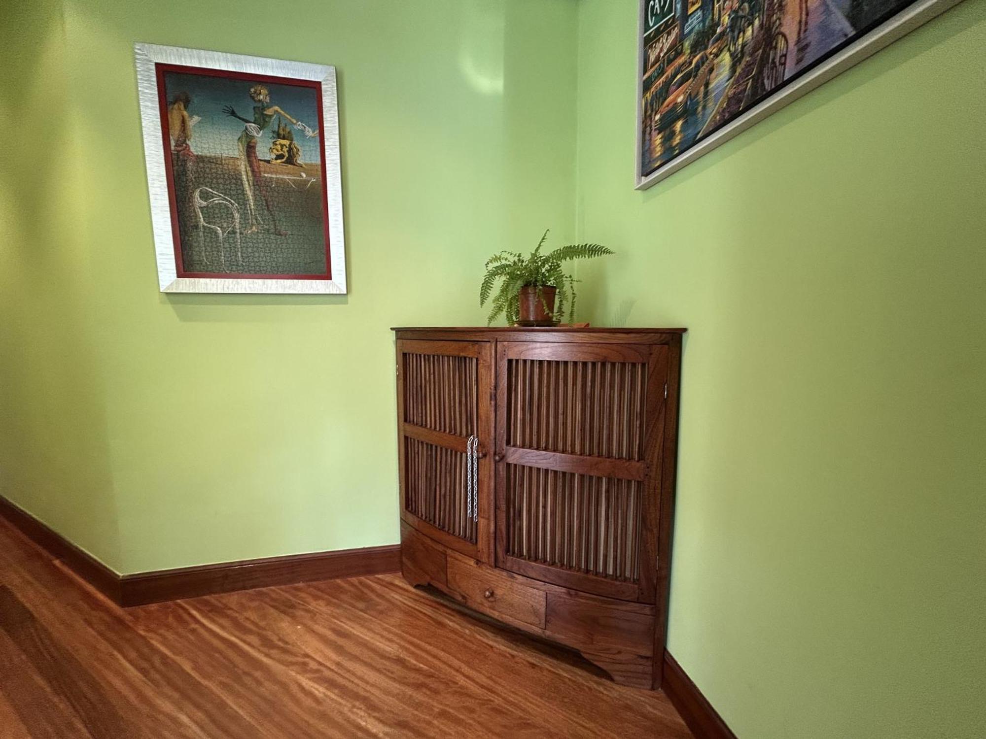Basurto's Urban Apartment *